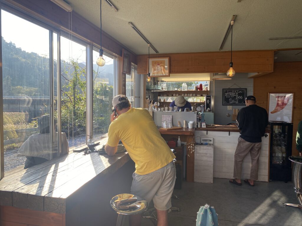 宮崎市で犬と一緒に過ごせるおすすめスポット 宮崎市熊野（宮崎市南エリア） コーヒー専門店 TRIP COFFEE 画像13